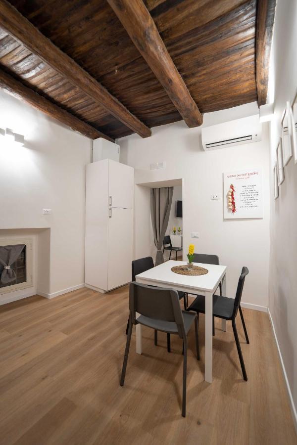 Angolo Bellini By Dimorra Naples Luaran gambar