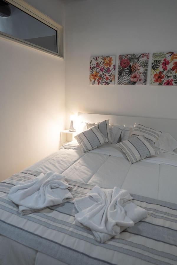 Angolo Bellini By Dimorra Naples Luaran gambar